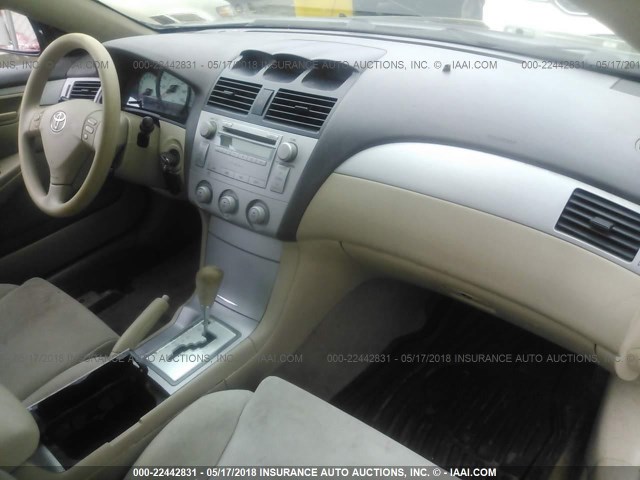 4T1CE38P24U799792 - 2004 TOYOTA CAMRY SOLARA SE/SLE Qara foto 5