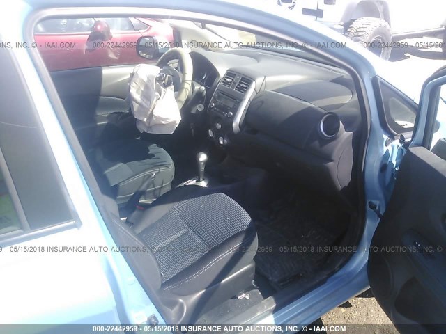 3N1CE2CP3EL429018 - 2014 NISSAN VERSA NOTE S/S PLUS/SV/SL TEAL photo 5