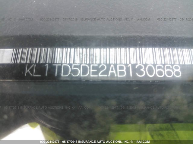 KL1TD5DE2AB130668 - 2010 CHEVROLET AVEO LS/LT 银色 照片 9