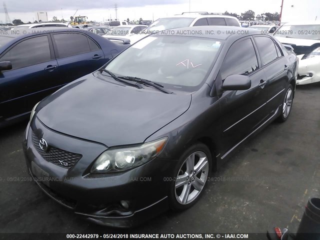 1NXBE40EX9Z068546 - 2009 TOYOTA COROLLA XRS GRAY photo 2