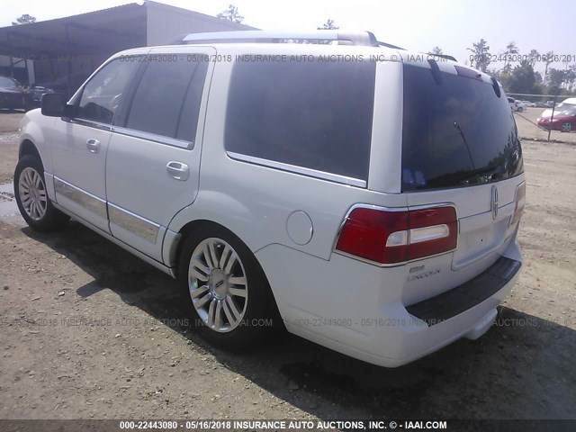 5LMFU27558LJ09651 - 2008 LINCOLN NAVIGATOR WHITE photo 3