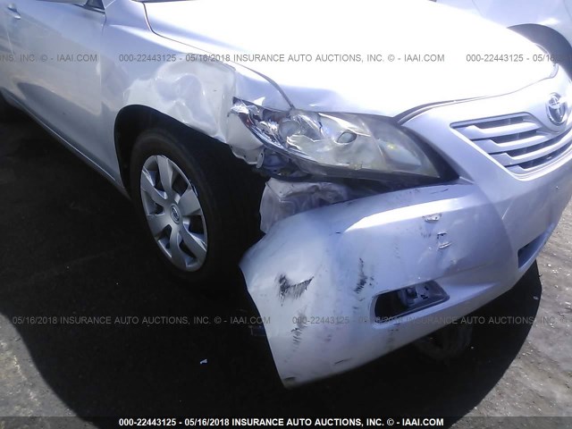 4T1BK46K97U023097 - 2007 TOYOTA CAMRY NEW GENERAT LE/XLE/SE SILVER photo 6