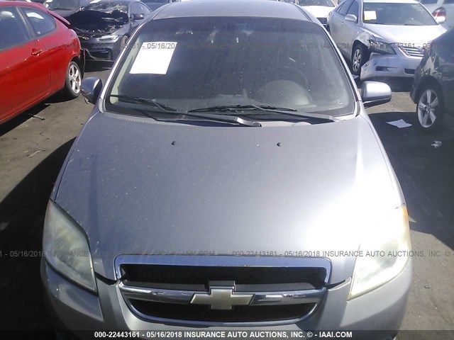 KL1TD56E09B354689 - 2009 CHEVROLET AVEO LS/LT GRAY photo 6