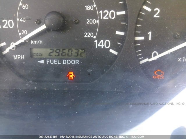 4T1BG22K01U849694 - 2001 TOYOTA CAMRY CE/LE/XLE 白色 照片 7