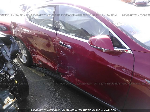 5YJSA1H21EFP66166 - 2014 TESLA MODEL S RED photo 6