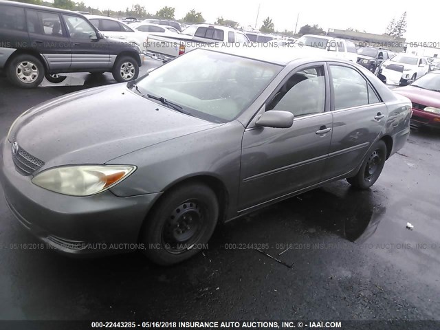 4T1BE32K74U904481 - 2004 TOYOTA CAMRY LE/XLE/SE GRAY photo 2