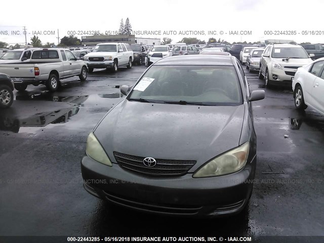 4T1BE32K74U904481 - 2004 TOYOTA CAMRY LE/XLE/SE GRAY photo 6