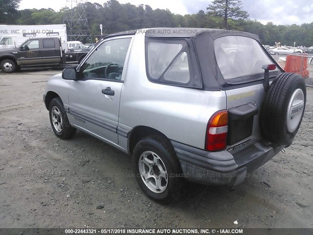 2CNBJ18C916946659 - 2001 CHEVROLET TRACKER SILVER photo 3