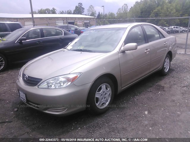 4T1BF30K32U533476 - 2002 TOYOTA CAMRY LE/XLE/SE 金色 照片 2