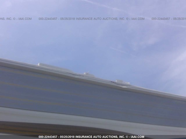 4X4TCK723DK018083 - 2013 FOREST RIVER GREY WOLF  白色 照片 9