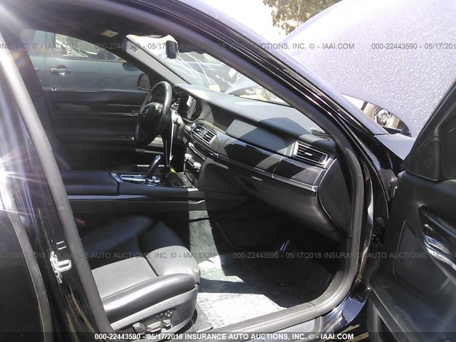 WBAKA8C53BCY36461 - 2011 BMW 750 I Dark Blue photo 5