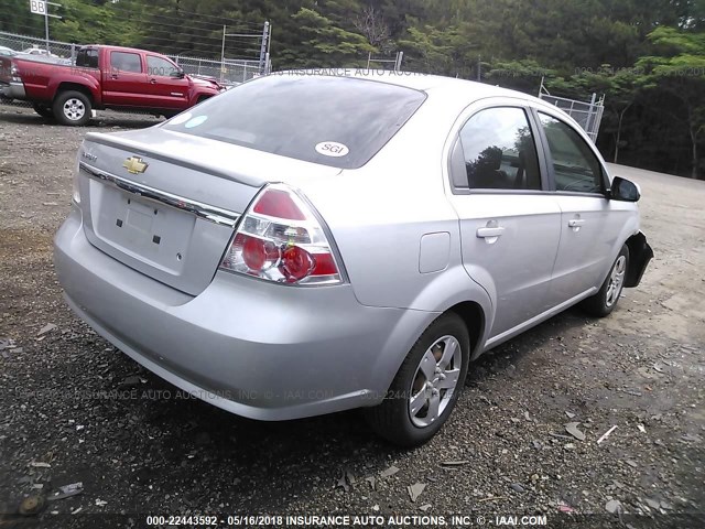 KL1TD5DE5AB132897 - 2010 CHEVROLET AVEO LS/LT SILVER photo 4