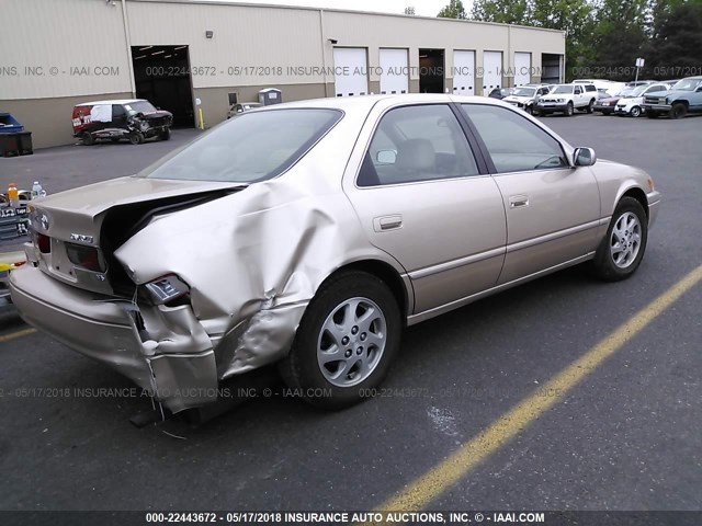 JT2BF28KXX0209578 - 1999 TOYOTA CAMRY LE/XLE GOLD photo 4