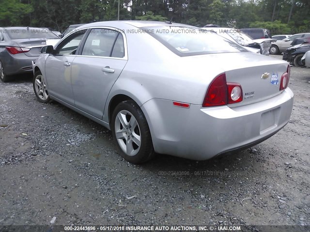 1G1ZB5E18BF296295 - 2011 CHEVROLET MALIBU LS 银色 照片 3