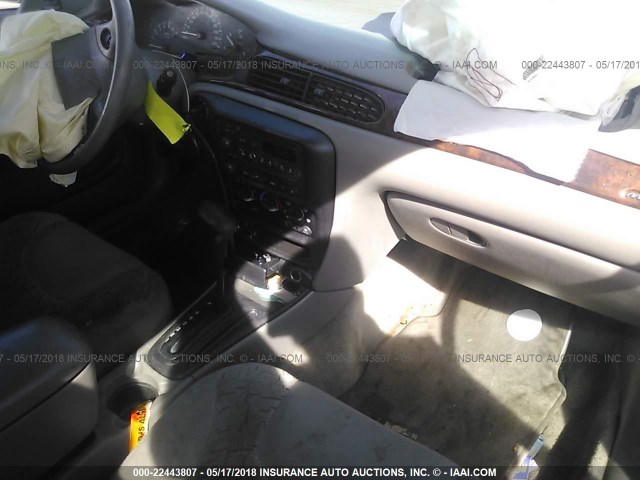 1G1NE52JX3M725928 - 2003 CHEVROLET MALIBU LS GREEN photo 5