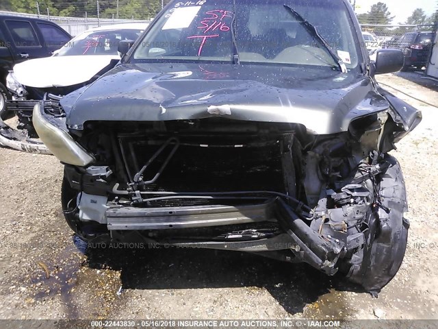 5FNYF28126B045462 - 2006 HONDA PILOT LX GRAY photo 6