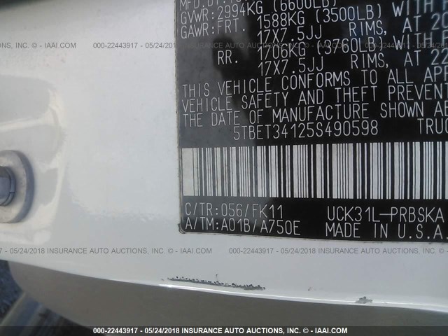 5TBET34125S490598 - 2005 TOYOTA TUNDRA DOUBLE CAB SR5 WHITE photo 9