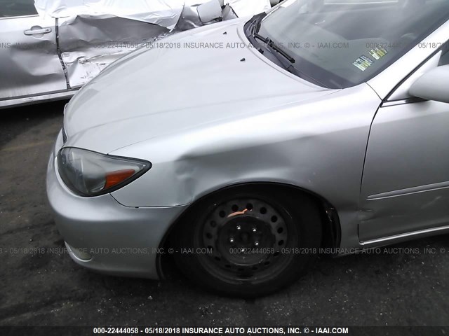 JTDBE32K420084885 - 2002 TOYOTA CAMRY LE/XLE/SE GRAY photo 6