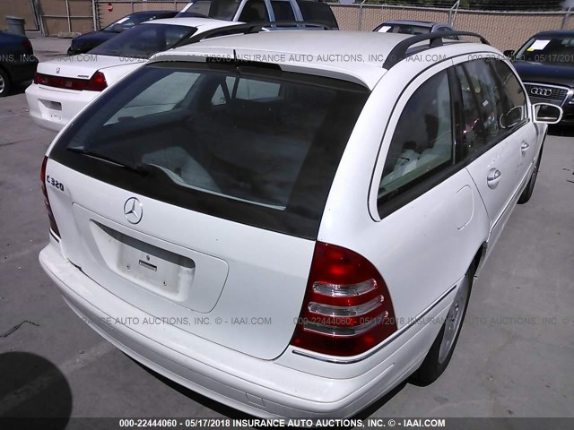 WDBRH64J92F181541 - 2002 MERCEDES-BENZ C 320 WHITE photo 4