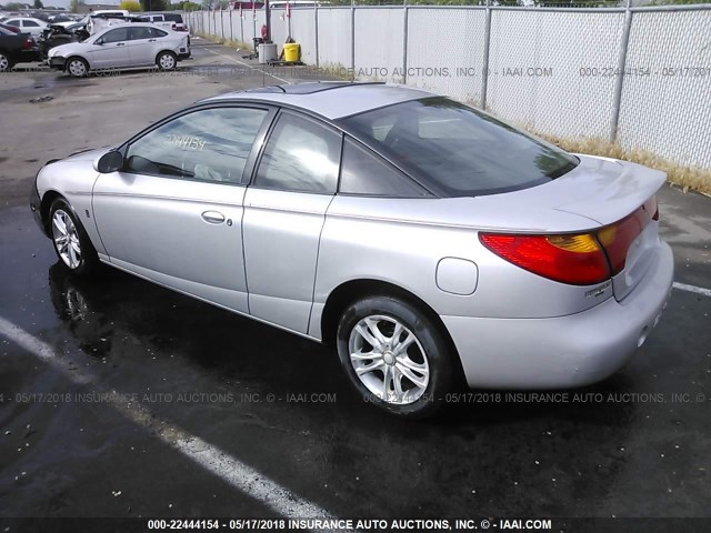 1G8ZY12721Z256552 - 2001 SATURN SC2 SILVER photo 3