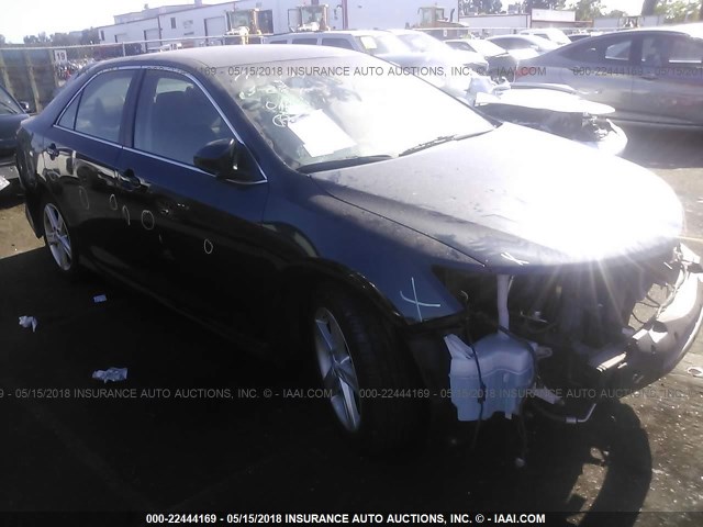 4T1BF1FK9EU360675 - 2014 TOYOTA CAMRY L/SE/LE/XLE Dark Blue photo 1