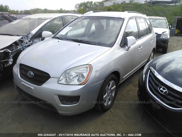 KNAFG526177110445 - 2007 KIA RONDO LX/EX SILVER photo 2