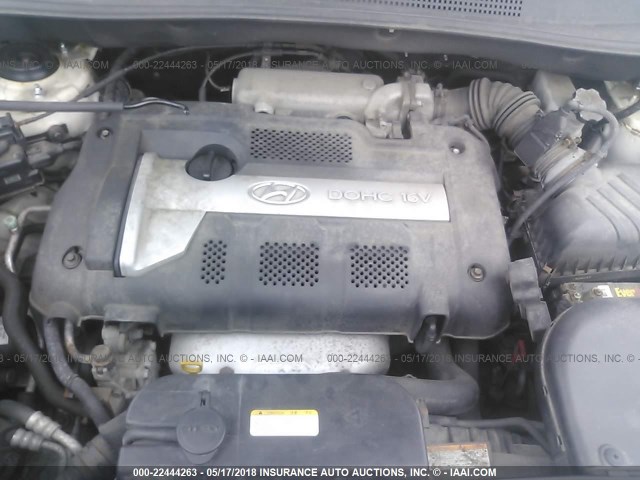 KM8JM12B85U188422 - 2005 HYUNDAI TUCSON GL WHITE photo 10