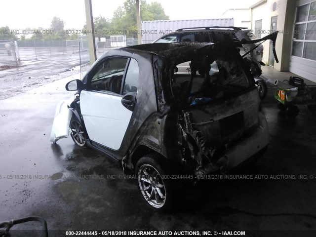 WMEEJ31X58K116599 - 2008 SMART FORTWO PURE/PASSION WHITE photo 3