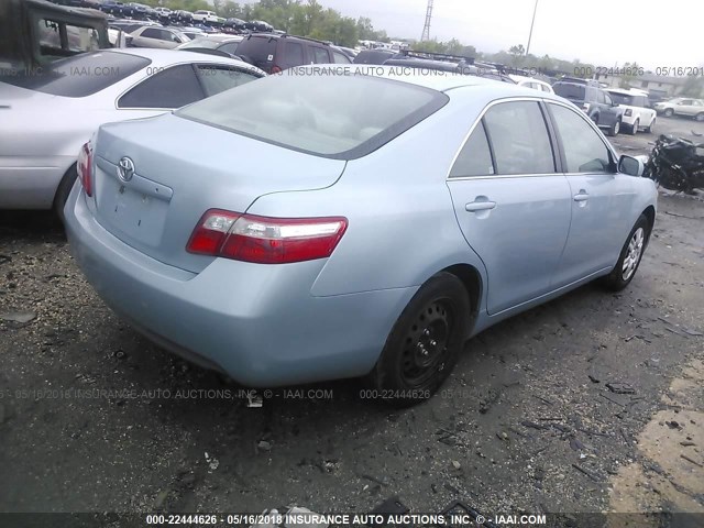 4T1BE46K19U820776 - 2009 TOYOTA CAMRY SE/LE/XLE Light Blue photo 4