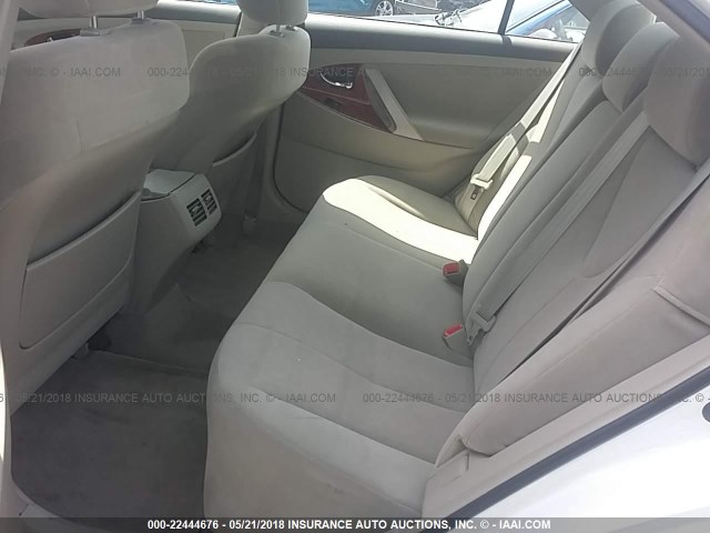4T1BF3EK2AU541396 - 2010 TOYOTA CAMRY SE/LE/XLE 白色 照片 8