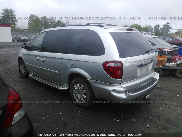 2C4GP54L75R510225 - 2005 CHRYSLER TOWN & COUNTRY TOURING SILVER photo 3