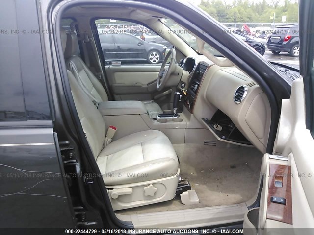 1FMEU74E07UB46597 - 2007 FORD EXPLORER EDDIE BAUER BROWN photo 5