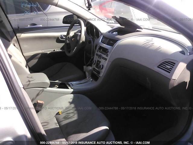 1G1ZA5EU6BF228199 - 2011 CHEVROLET MALIBU LS SILVER photo 5
