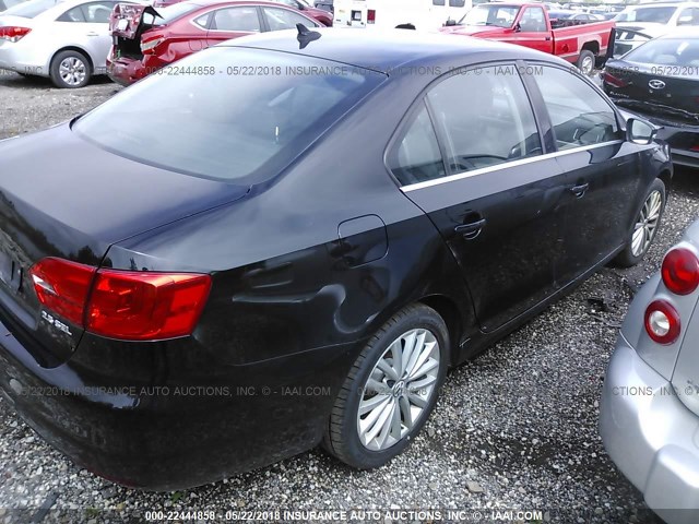 3VWLX7AJ4BM330732 - 2011 VOLKSWAGEN JETTA SEL BLACK photo 4