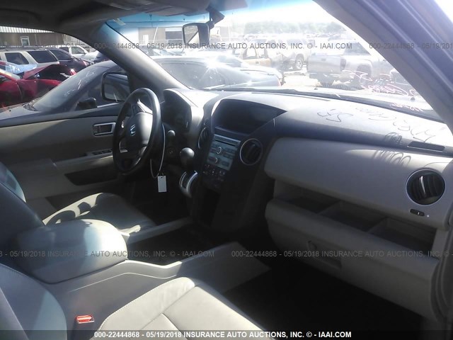 5FNYF3H57BB058226 - 2011 HONDA PILOT EXL BLUE photo 5