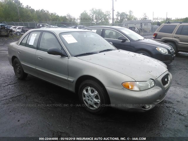 KMHCF24T9VU845629 - 1997 HYUNDAI SONATA GL TAN photo 1