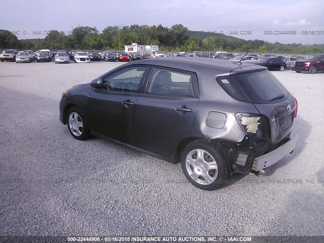 2T1KU40E39C171084 - 2009 TOYOTA COROLLA MATRIX  GRAY photo 3