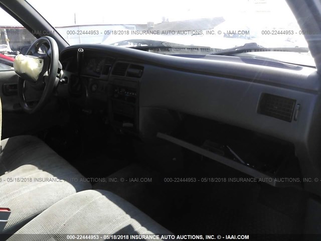 JT4TN12D8W0042087 - 1998 TOYOTA T100 XTRACAB WHITE photo 5