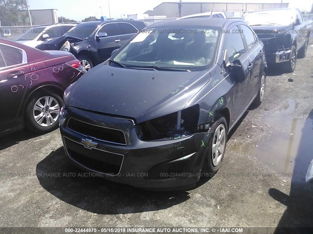 1G1JA5SH1D4131494 - 2013 CHEVROLET SONIC LS 灰色 照片 2