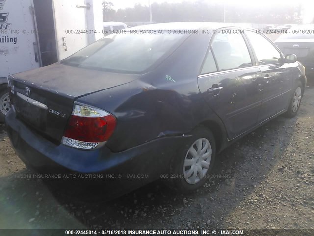 4T1BE30K35U028562 - 2005 TOYOTA CAMRY LE/XLE/SE BLUE photo 4
