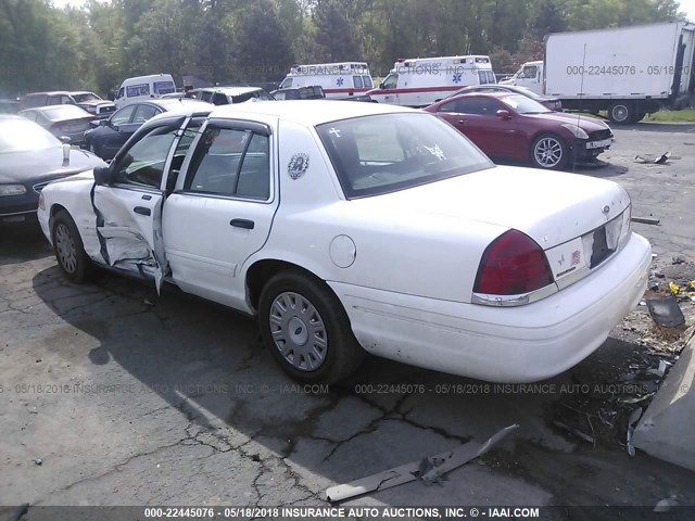 2FAFP73W05X140031 - 2005 FORD CROWN VICTORIA  WHITE photo 3