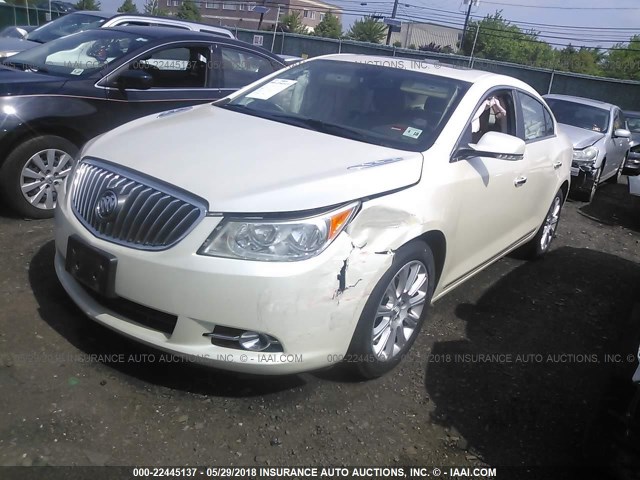 1G4GF5E33DF253115 - 2013 BUICK LACROSSE PREMIUM WHITE photo 2