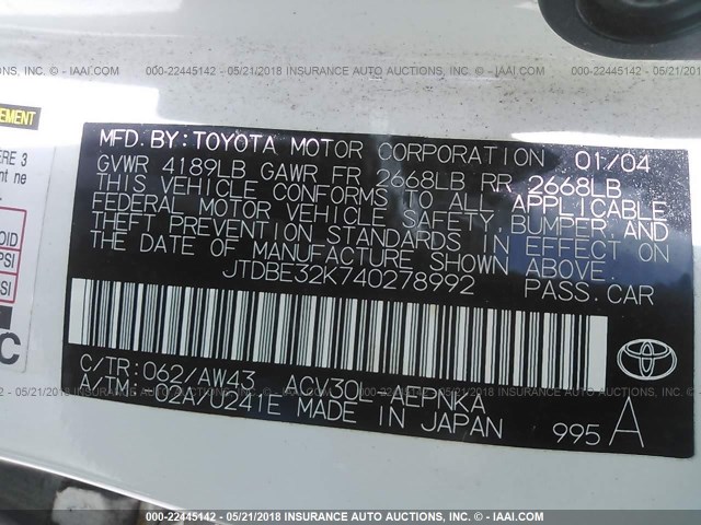 JTDBE32K740278992 - 2004 TOYOTA CAMRY LE/XLE WHITE photo 9