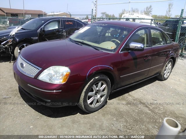 1FAFP28135G150199 - 2005 FORD FIVE HUNDRED LIMITED MAROON photo 2