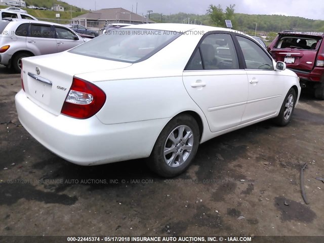 JTDBE32K940278301 - 2004 TOYOTA CAMRY LE/XLE WHITE photo 4