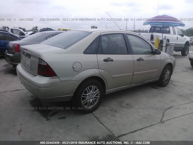 1FAFP34N17W128287 - 2007 FORD FOCUS ZX4/S/SE/SES GOLD photo 4