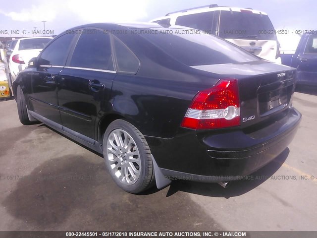 YV1MS682152117547 - 2005 VOLVO S40 T5 BLACK photo 3