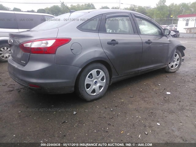 1FADP3E26EL357333 - 2014 FORD FOCUS S GRAY photo 4