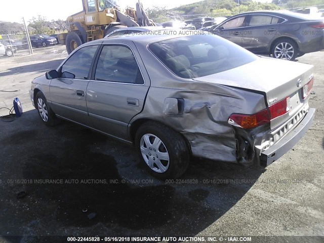 4T1BG22K31U038147 - 2001 TOYOTA CAMRY CE/LE/XLE Champagne photo 3