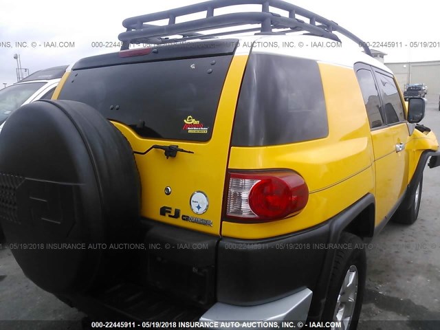 JTEZU11F080019885 - 2008 TOYOTA FJ CRUISER YELLOW photo 4